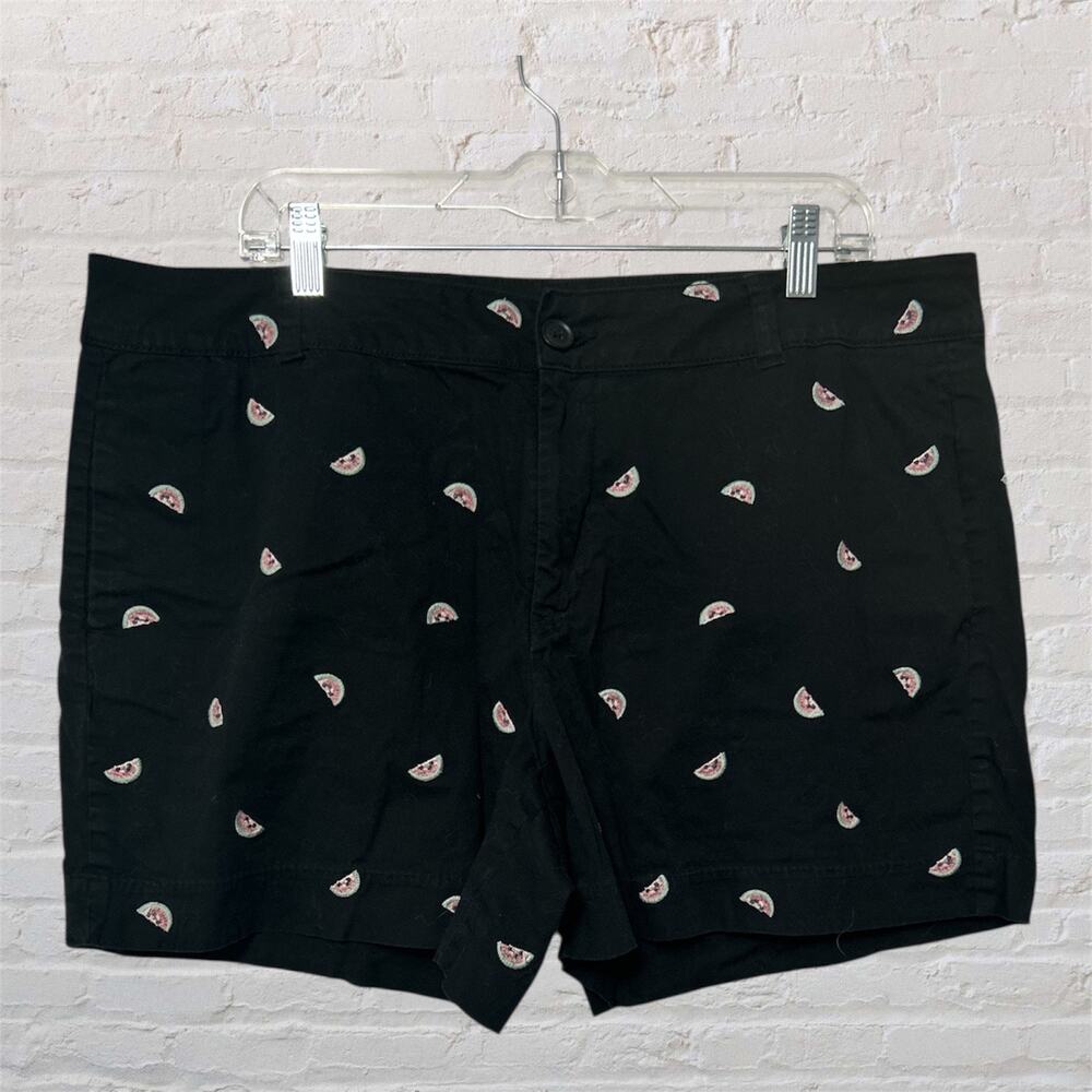 St.‎ John’s Bay Shorts Women’s 18 Black Watermelon Embroidered Summer Casual